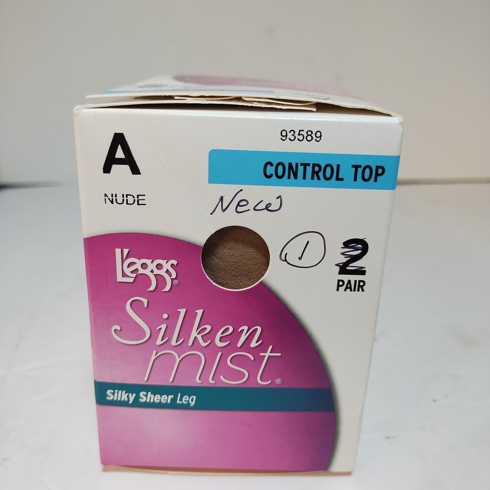 Leggs Silken Mist Nude Control Top Pantyhose Hosiery Size A Small 1 Pair NEW‎